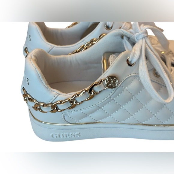 GUESS | Reney Chain Quilted Sneakers | Size 7.5 - Picture 9 of 16